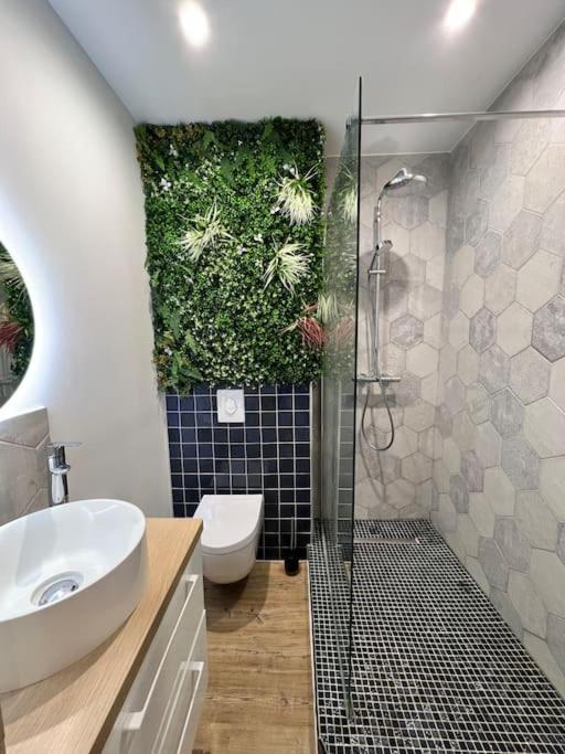 Studio 1 Neuf A 100 M Des Plages Et De La Gare Saint-Raphaël Zewnętrze zdjęcie
