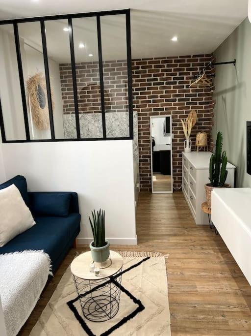 Studio 1 Neuf A 100 M Des Plages Et De La Gare Saint-Raphaël Zewnętrze zdjęcie